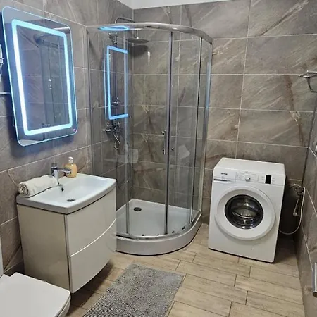 Deluxe Pool & Spa Mamaia Nord Apartment