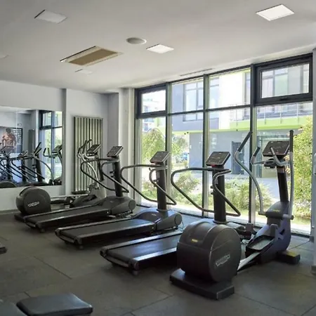 Deluxe Pool & Spa Mamaia Nord Navodari