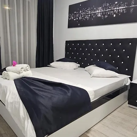 Deluxe Pool & Spa Mamaia Nord Apartment Navodari