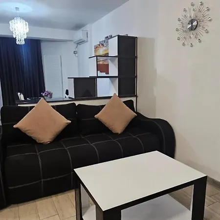 Deluxe Pool & Spa Mamaia Nord * Navodari